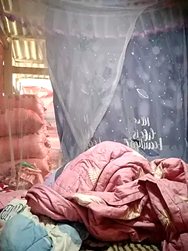 buddy-sexy online show from October 17, 2025, 1:42 am