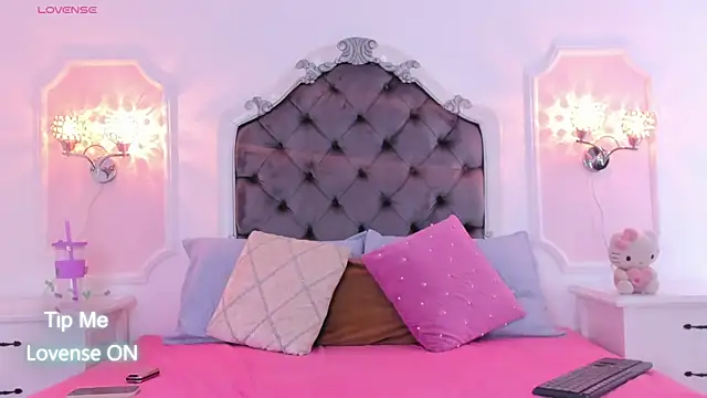 Snapshot of kendallspears_1 chatting on June 3, 2026, 2:14 am kendallspears 1 online show from June 3, 2026, 2:14 am