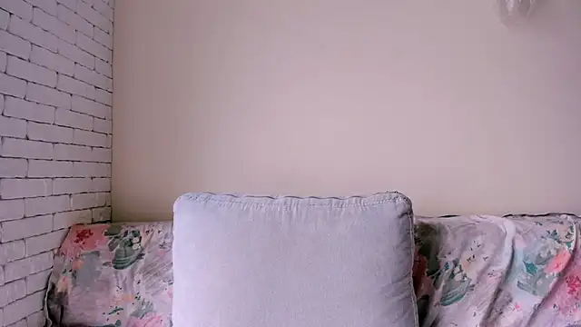 LilMary  online show from March 18, 2026, 7:00 am