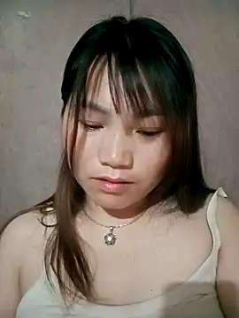 min-xinh online show from March 25, 2026, 9:43 pm