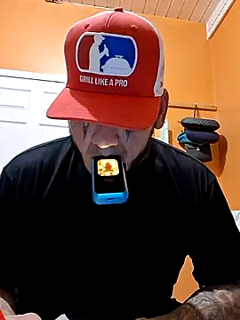 itsJrivera24 online show from November 3, 2025, 6:42 pm