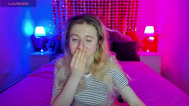 CamillaDreamer online show from March 2, 2026, 7:32 pm