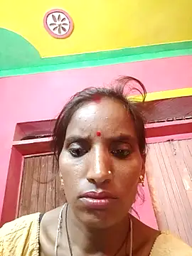 Snapshot of Munni_ji chatting on October 3, 2025, 7:33 pm Munni ji online show from October 3, 2025, 7:33 pm
