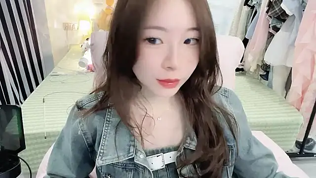 Gardenia-222 online show from December 14, 2025, 1:49 pm