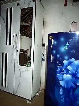 Lona2525 online show from November 2, 2025, 6:43 pm