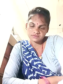 Snapshot of SHMA-77 chatting on October 13, 2025, 3:56 pm SHMA-77 online show from October 13, 2025, 3:56 pm