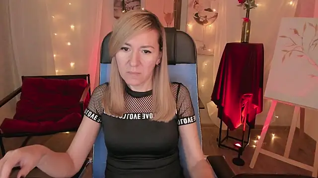 DonnaSmitth online show from March 3, 2026, 7:09 pm