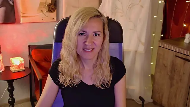 DonnaSmitth online show from July 2, 2026, 9:32 pm