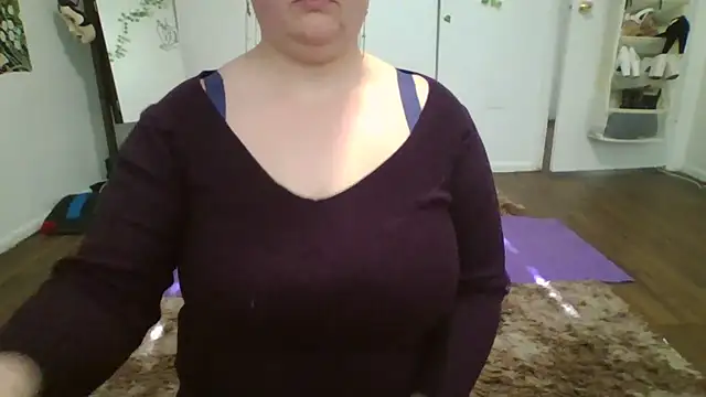 Snapshot of xXJJIvyXx chatting on February 1, 2026, 5:55 pm xXJJIvyXx online show from February 1, 2026, 5:55 pm