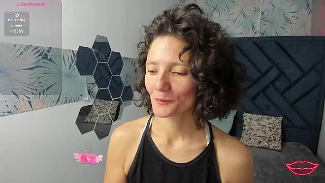 Valery More   online show from February 9, 2026, 1:04 pm