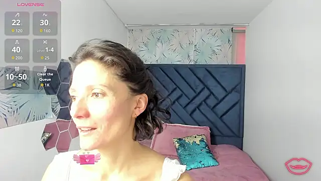 Valery More   online show from February 25, 2026, 1:10 pm