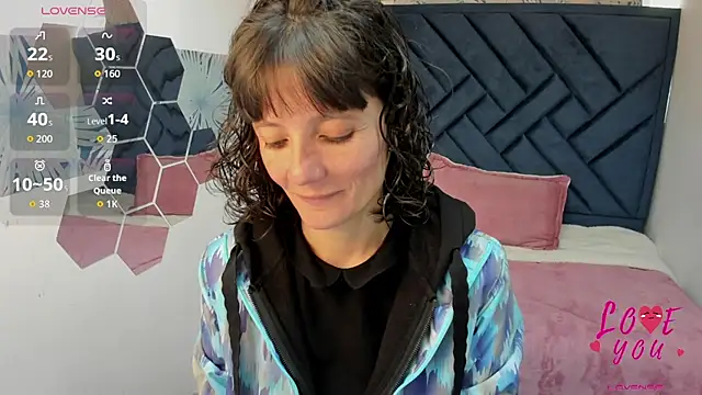 Snapshot of Valery_More__ chatting on June 30, 2026, 1:45 pm Valery More online show from June 30, 2026, 1:45 pm