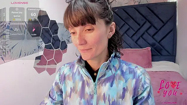 Snapshot of Valery_More__ chatting on July 11, 2026, 12:30 pm Valery More online show from July 11, 2026, 12:30 pm