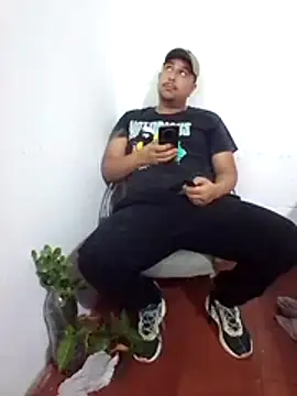 Snapshot of Tequilamaster chatting on November 17, 2025, 12:33 pm Tequilamaster online show from November 17, 2025, 12:33 pm