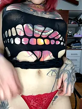 SelenaRouge1 online show from November 20, 2025, 4:01 am