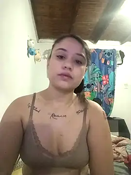 Snapshot of aurofox21 chatting on October 1, 2025, 12:49 am aurofox21 online show from October 1, 2025, 12:49 am