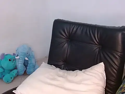 Diany boobs online show from November 10, 2025, 2:16 pm