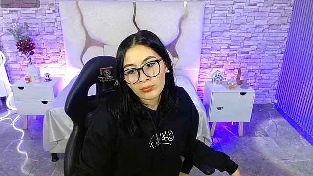 casse tay online show from November 24, 2025, 4:34 am