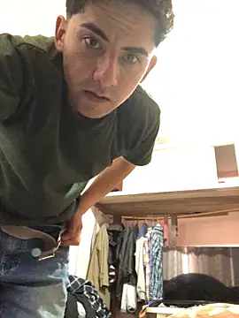 Charly4 20 online show from September 28, 2025, 8:58 pm