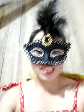 Tuyet xx online show from September 30, 2025, 3:33 am