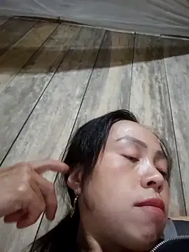 Tuyet xx online show from October 20, 2025, 3:29 am