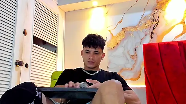 daniscot online show from November 25, 2025, 3:50 am