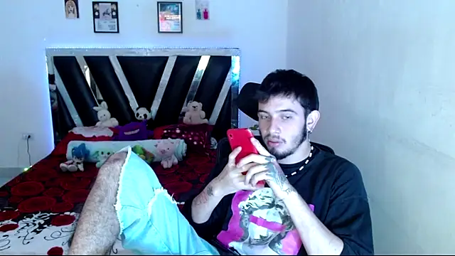 Snapshot of Sebasxxl12 chatting on May 18, 2026, 8:47 pm Sebasxxl12 online show from May 18, 2026, 8:47 pm