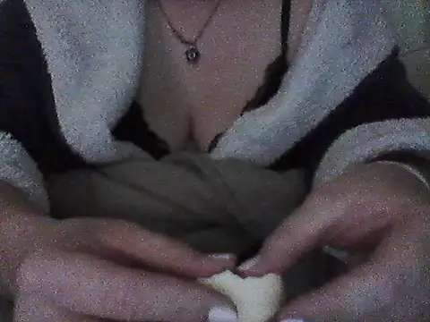 Snapshot of Rajl69x chatting on October 4, 2025, 9:02 pm Rajl69x online show from October 4, 2025, 9:02 pm