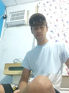 Snapshot of The_boy_good chatting on February 11, 2026, 7:19 pm The boy good online show from February 11, 2026, 7:19 pm