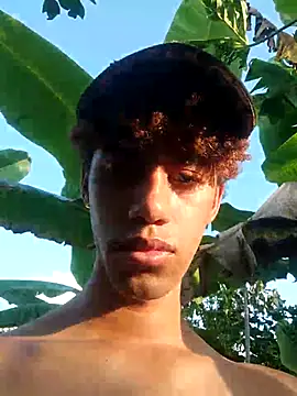 Snapshot of The_boy_good chatting on February 21, 2026, 10:00 pm The boy good online show from February 21, 2026, 10:00 pm