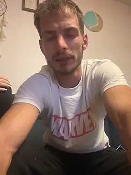 Snapshot of hot97411 chatting on September 28, 2025, 1:33 am hot97411 online show from September 28, 2025, 1:33 am