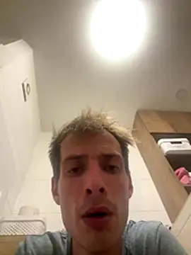 Snapshot of hot97411 chatting on October 22, 2025, 4:02 am hot97411 online show from October 22, 2025, 4:02 am