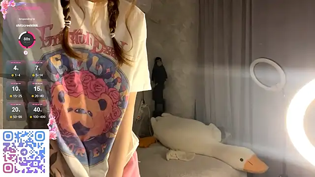 Snapshot of Eva_you_chance chatting on September 29, 2025, 1:00 am Eva you chance online show from September 29, 2025, 1:00 am