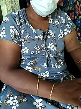 Snapshot of Tamilselviroja- chatting on April 13, 2026, 3:34 am Tamilselviroja- online show from April 13, 2026, 3:34 am