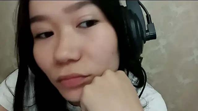 YukiShaapan online show from October 6, 2025, 10:45 am