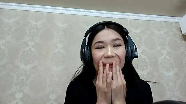 YukiShaapan online show from October 15, 2025, 10:15 am