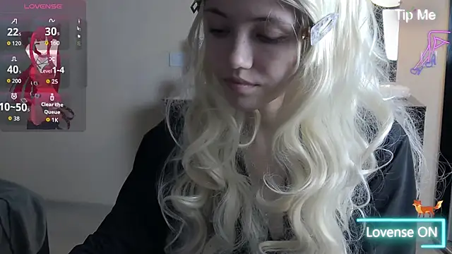 Snapshot of MissKotomiss chatting on October 12, 2025, 7:46 pm MissKotomiss online show from October 12, 2025, 7:46 pm