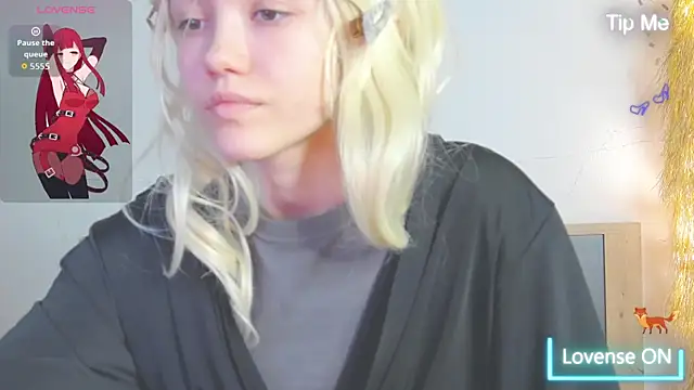 Snapshot of MissKotomiss chatting on October 14, 2025, 2:07 pm MissKotomiss online show from October 14, 2025, 2:07 pm