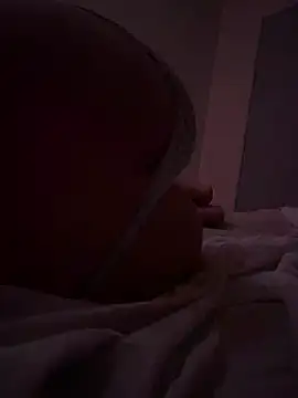 Snapshot of Alinebblinda chatting on February 23, 2026, 2:25 pm Alinebblinda online show from February 23, 2026, 2:25 pm