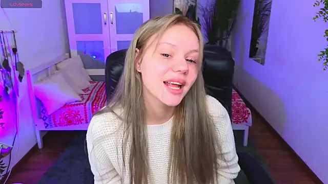 kitten murray  online show from February 6, 2026, 5:45 am