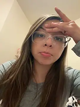 Snapshot of bunnygorl12 chatting on March 3, 2026, 3:23 am bunnygorl12 online show from March 3, 2026, 3:23 am