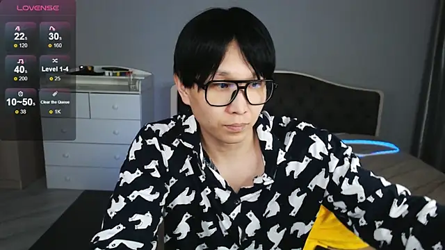 KaiChicken online show from March 27, 2026, 5:45 pm