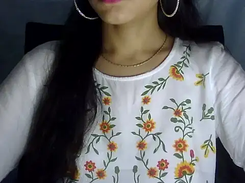 Snapshot of Shazi_1 chatting on May 23, 2026, 1:26 pm Shazi 1 online show from May 23, 2026, 1:26 pm