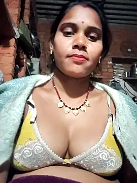 Katrina kaif143 online show from February 2, 2026, 2:16 pm