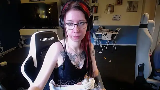 TattooedGirls online show from October 13, 2025, 8:25 am