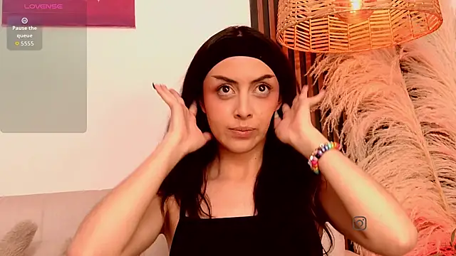 Snapshot of Dahlia_vexx chatting on October 22, 2025, 7:35 pm Dahlia vexx online show from October 22, 2025, 7:35 pm