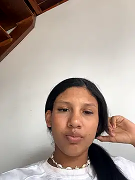 Snapshot of Mari_aa155 chatting on September 29, 2025, 5:29 pm Mari aa155 online show from September 29, 2025, 5:29 pm