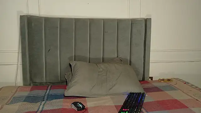 luxuryheaven 8 online show from February 11, 2026, 8:58 pm