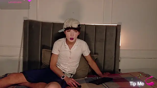 luxuryheaven 8 online show from February 16, 2026, 9:33 pm