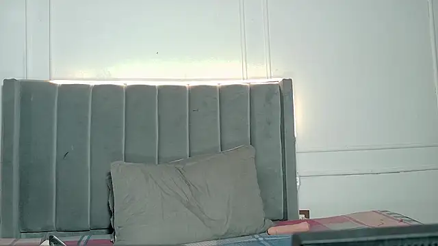 luxuryheaven 8 online show from February 28, 2026, 8:43 pm